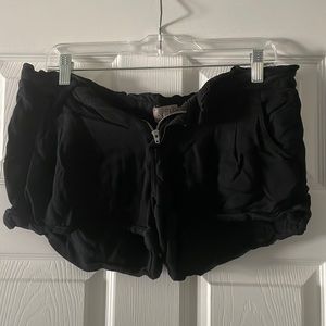 💕little black shorts